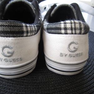 G by Guess Sneakers 6.5 Cream with Plaid Trim & Metal Studs